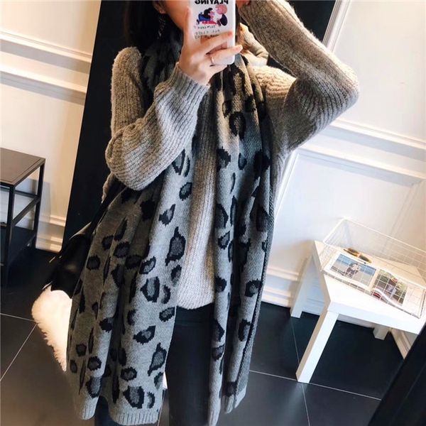 new classic luxury winter кашемир шарф пашмины для женщин марка классический mens теплый шарф женщины имитируют шерсти кашемира шарфы, Blue;gray
new classic luxury winter кашемир шарф пашмины для женщин марка классический mens теплый шарф женщины имитируют шерсти кашемира шарфы, Blue;gray