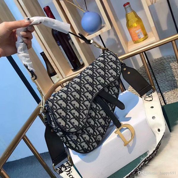 Top quality hot Europe 2019 women bags handbag Famous designer handbags Ladies handbag women shop bags backpack
Top quality hot Europe 2019 women bags handbag Famous designer handbags Ladies handbag women shop bags backpack