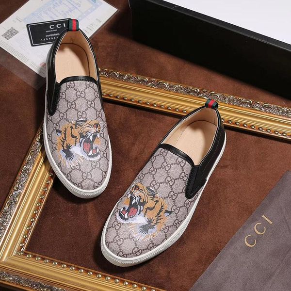 fashion mens casual shoes luxury men's shoes genuine leather men's sports shoes sneakers with original box, Black
fashion mens casual shoes luxury men's shoes genuine leather men's sports shoes sneakers with original box, Black