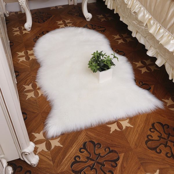 white fashion carpet plush mat floor rug new imitation wool carpet bedroom full living room mechanical wash dt-19
white fashion carpet plush mat floor rug new imitation wool carpet bedroom full living room mechanical wash dt-19