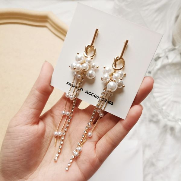 sweet temperament long rhinestones imitation pearl tassel knotted metal earrings fashion graceful ladies jewelry accessories, Silver
sweet temperament long rhinestones imitation pearl tassel knotted metal earrings fashion graceful ladies jewelry accessories, Silver