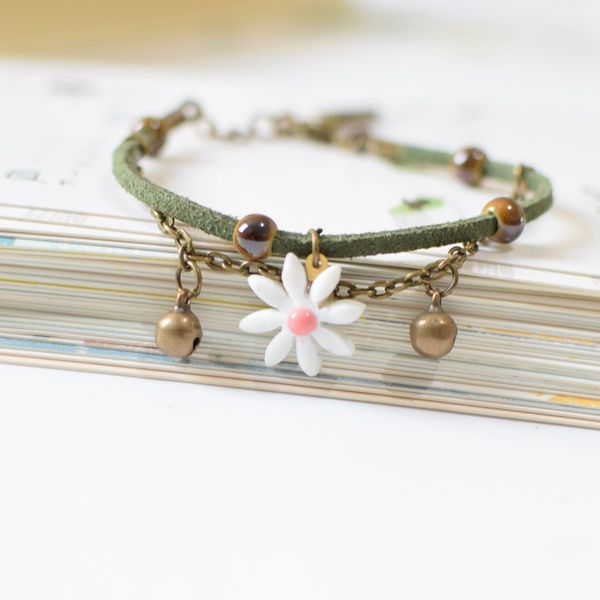 cartoon daisy flower ceramic bracelet womens fashion popular all-match original girls bracelet, Black
cartoon daisy flower ceramic bracelet womens fashion popular all-match original girls bracelet, Black