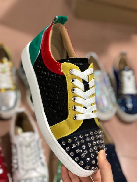 red bottom shoes seavaste 2 spikes leather low-trainers real leather with strass studs men women flat shoes, Black
red bottom shoes seavaste 2 spikes leather low-trainers real leather with strass studs men women flat shoes, Black