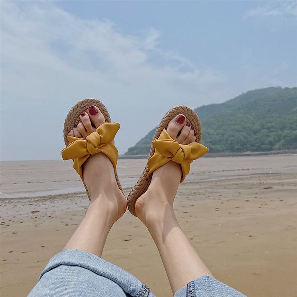 2020 new flat outdoor slippers sandals summer fashion slippers bow flat sandals bohemian roman flats shoes female beach, Black
2020 new flat outdoor slippers sandals summer fashion slippers bow flat sandals bohemian roman flats shoes female beach, Black