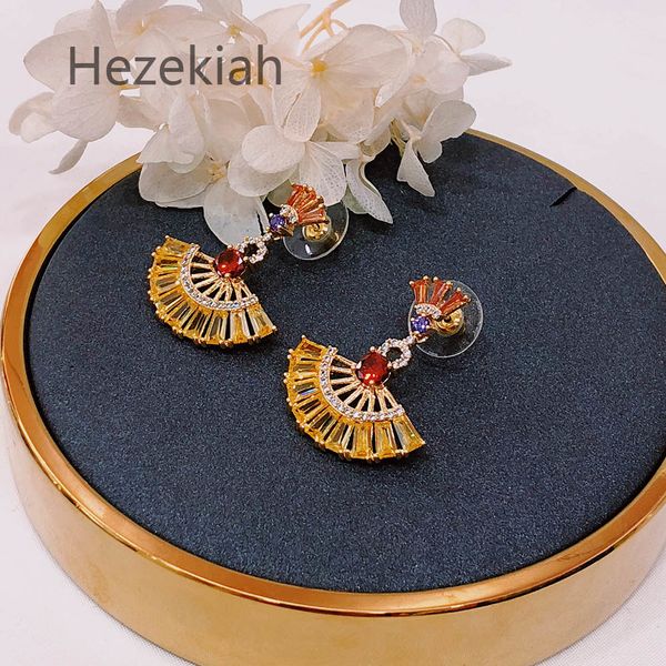 hezekiah 925 tremella needle lady noble earrings tassel eardrop personalized fashion shiny yellow earrings dance party ing, Golden
hezekiah 925 tremella needle lady noble earrings tassel eardrop personalized fashion shiny yellow earrings dance party ing, Golden