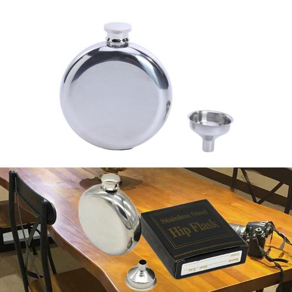 new portable men stainless wine jar pot mirror steel round flagon with funnel for hip flasks flagon
new portable men stainless wine jar pot mirror steel round flagon with funnel for hip flasks flagon