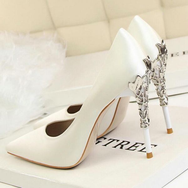 elegant metal carved heels women pumps solid silk pointed toe shallow fashion high heels 10cm shoes women's wedding shoes, Black
elegant metal carved heels women pumps solid silk pointed toe shallow fashion high heels 10cm shoes women's wedding shoes, Black