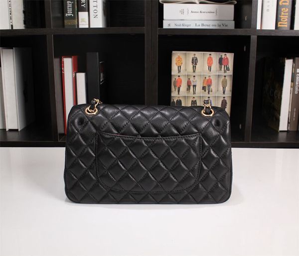 lambskin black classic chain flap bags women shoulder bag female crossbody bag brand luxury purses handbags designer01, Red;black
lambskin black classic chain flap bags women shoulder bag female crossbody bag brand luxury purses handbags designer01, Red;black