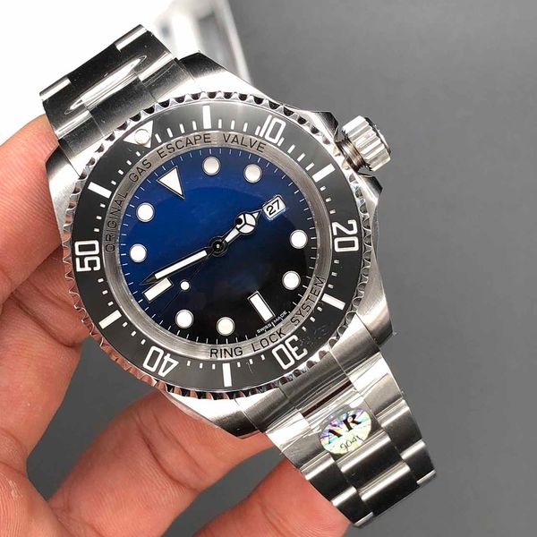 ar factory edition sea-dweller 126660 "d-blue" 904l ss case and bracelet sh3135 movement includes transparent box, Slivery;brown
ar factory edition sea-dweller 126660 "d-blue" 904l ss case and bracelet sh3135 movement includes transparent box, Slivery;brown