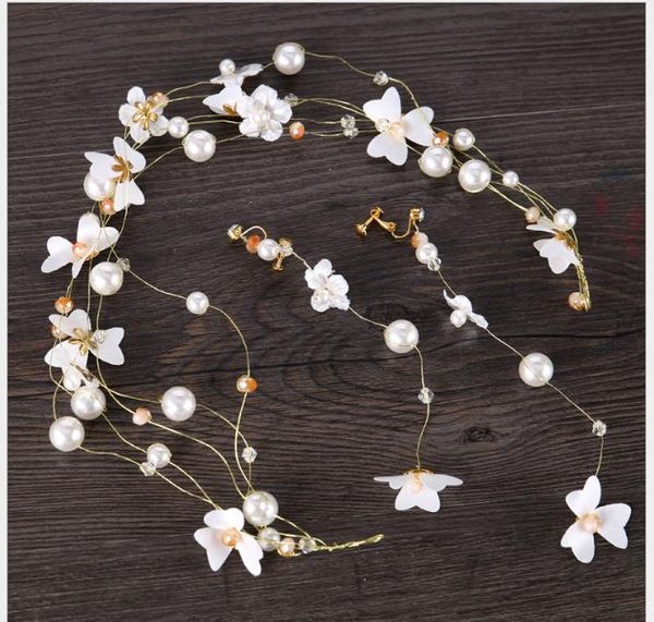 hand-made beaded hair with wedding dress modelling accessories new earrings wedding headdress suit, Slivery;golden
hand-made beaded hair with wedding dress modelling accessories new earrings wedding headdress suit, Slivery;golden