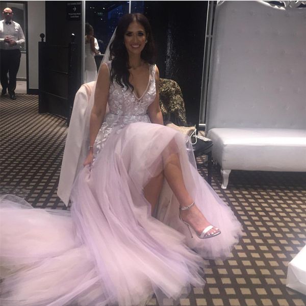 pretty dusty pink 3d flower lace tutu wedding dresses beaded lace applique deep v-neck a-line tulle vestido de novia bridal gowns 2020, White
pretty dusty pink 3d flower lace tutu wedding dresses beaded lace applique deep v-neck a-line tulle vestido de novia bridal gowns 2020, White