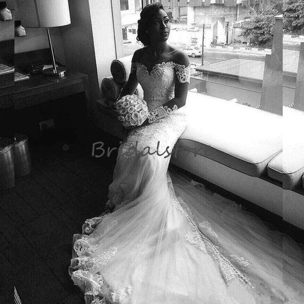 elegant country mermaid wedding dresses scoop neckline lace long trains beach bridal gowns 2019 button back african robe de mariée cheap, White
elegant country mermaid wedding dresses scoop neckline lace long trains beach bridal gowns 2019 button back african robe de mariée cheap, White