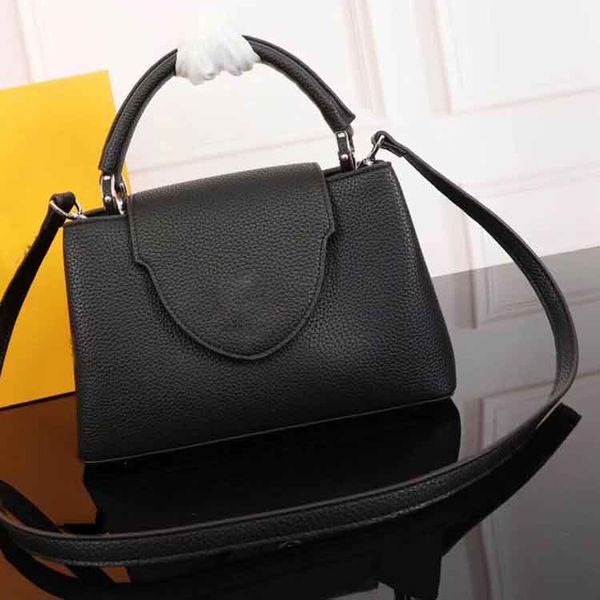 дизайнерская классическая сумка для женщин, сумка на ремне, бренд crosbody messenger bag высококачественная кожаная сумка для дам и мамочек
дизайнерская классическая сумка для женщин, сумка на ремне, бренд crosbody messenger bag высококачественная кожаная сумка для дам и мамочек