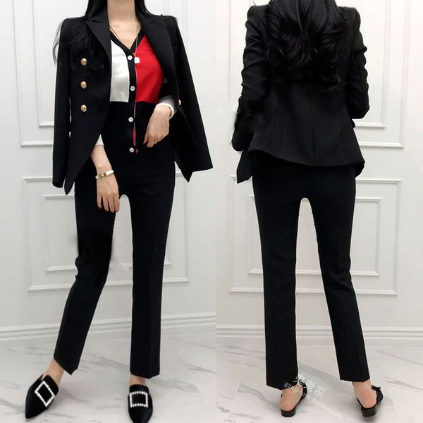 high quality 2019 slim korean of the new fashion professional ol suit two-piece ladies casual european station small suit, White
high quality 2019 slim korean of the new fashion professional ol suit two-piece ladies casual european station small suit, White