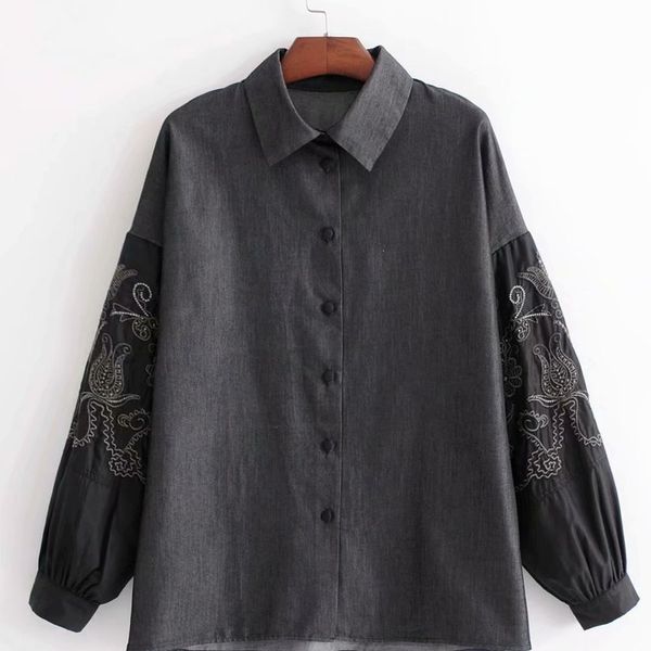 tc65-6360 european and american fashionable embroidered lantern sleeve shirt, White
tc65-6360 european and american fashionable embroidered lantern sleeve shirt, White