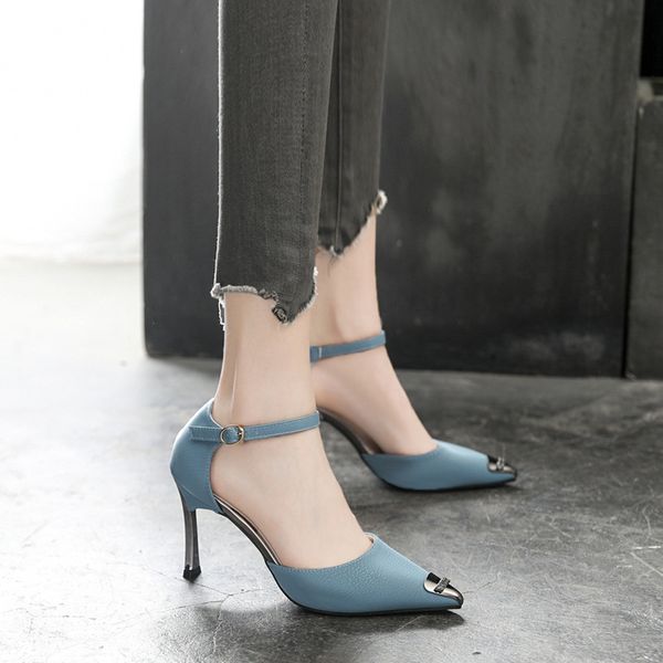 pointed women's single shoes small size 31 32 33 one-character button thin heel high-heeled shoes large size 41 42 43 diamond, Black
pointed women's single shoes small size 31 32 33 one-character button thin heel high-heeled shoes large size 41 42 43 diamond, Black