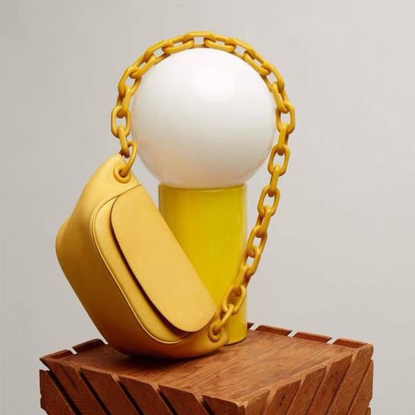 acrylic chain shoulder bag chest bags women vintage leather handbag crossbody messenger yellow women saddle bags bolsa de hombro
acrylic chain shoulder bag chest bags women vintage leather handbag crossbody messenger yellow women saddle bags bolsa de hombro