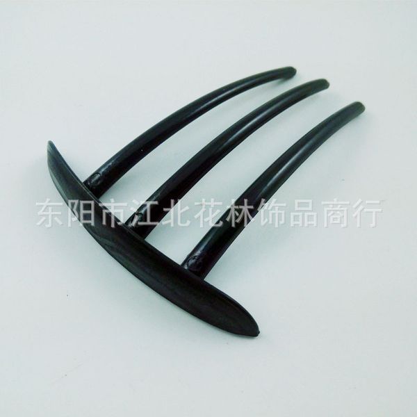 3-toothed plastic comb hair comb handmade headdress women's up-do accessories 7.2*7.8 cm black and white with pattern, Brown
3-toothed plastic comb hair comb handmade headdress women's up-do accessories 7.2*7.8 cm black and white with pattern, Brown