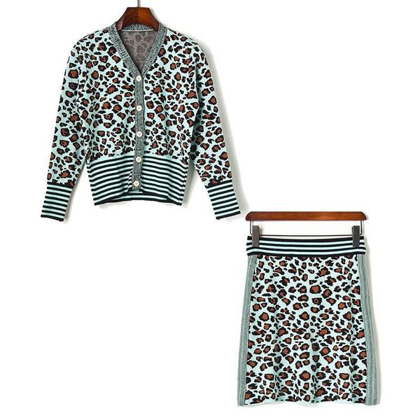 2020 autumn winter new v-neck leopard knit sweater cardigan half skirt two piece shorts sets womens clothing 2 piece set plus size s-l, White
2020 autumn winter new v-neck leopard knit sweater cardigan half skirt two piece shorts sets womens clothing 2 piece set plus size s-l, White