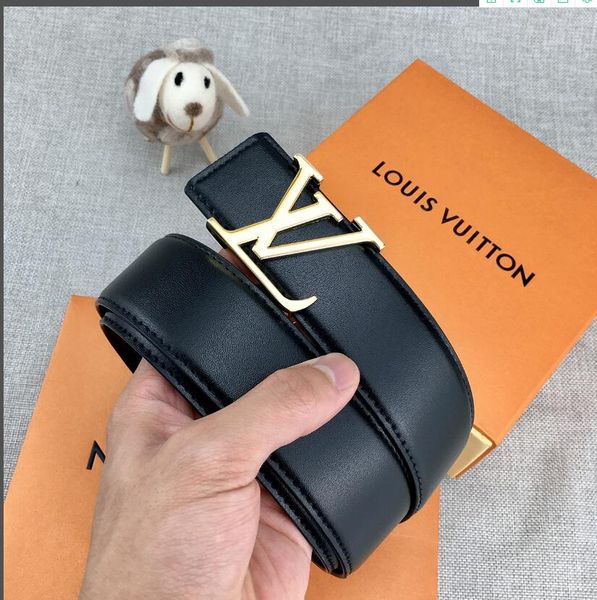 leather belt design mens belt width is 3.8 cm long, 105-125 to choose cinturon box, Blue;gray
leather belt design mens belt width is 3.8 cm long, 105-125 to choose cinturon box, Blue;gray