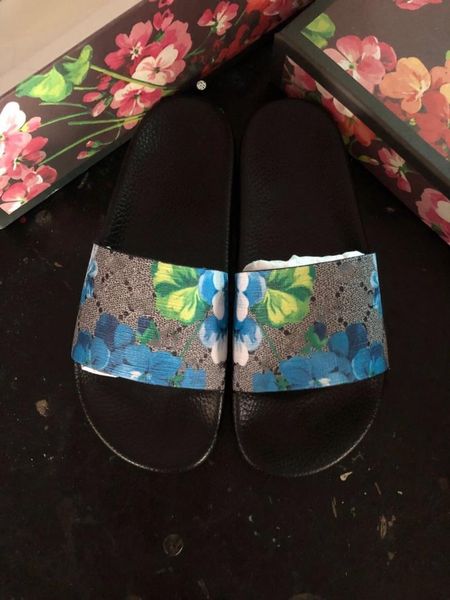 new fashion men women designer slides shoes summer wide flat slippery sandals slipper flip flop size 35-45, Black
new fashion men women designer slides shoes summer wide flat slippery sandals slipper flip flop size 35-45, Black