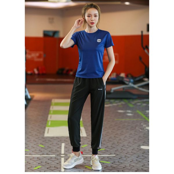 jogging suits for women two piece short sleeve sport suit women gym clothing female running yoga set fitness wear sport wear, Black;blue
jogging suits for women two piece short sleeve sport suit women gym clothing female running yoga set fitness wear sport wear, Black;blue
