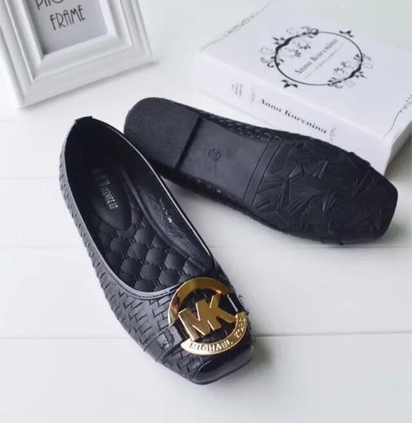 Sapatos ocasionais a2624481049
Sapatos ocasionais a2624481049