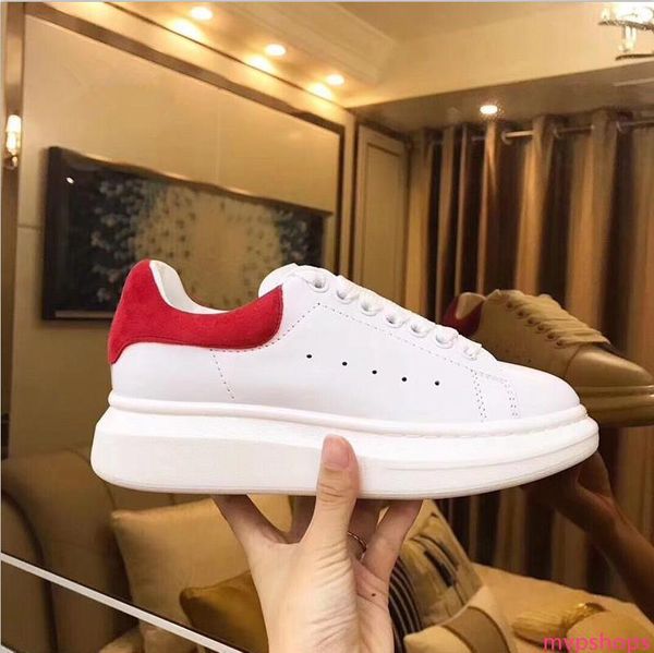 2019 luxury designer men women sneakers fashion white leather platform shoes flat casual party wedding shoes with box
2019 luxury designer men women sneakers fashion white leather platform shoes flat casual party wedding shoes with box