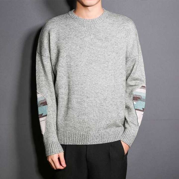 autumn and winter new men's sweater japanese men's pullover retro teen round neck warm sweater, White;black
autumn and winter new men's sweater japanese men's pullover retro teen round neck warm sweater, White;black