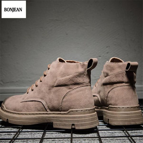 2019 men's boots fashion casual shoes retro tooling boots high-korean version of large leather shoes, Black
2019 men's boots fashion casual shoes retro tooling boots high-korean version of large leather shoes, Black
