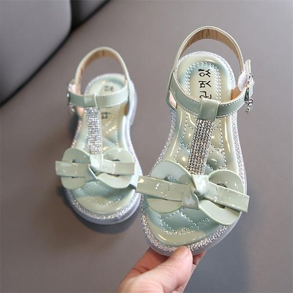 girls patent leather bowtie sandals kids soft bottom light green shoes 2020 summer children insiade beach non-slip sandals 26-36, Black;red
girls patent leather bowtie sandals kids soft bottom light green shoes 2020 summer children insiade beach non-slip sandals 26-36, Black;red