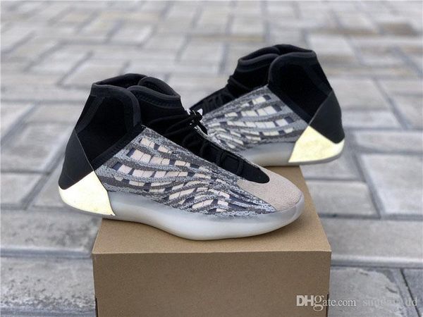 authentic kanye west basketball shoes quantum 3m reflective suede overlays men sports sneakers designer running shoes eg1535 with box
authentic kanye west basketball shoes quantum 3m reflective suede overlays men sports sneakers designer running shoes eg1535 with box