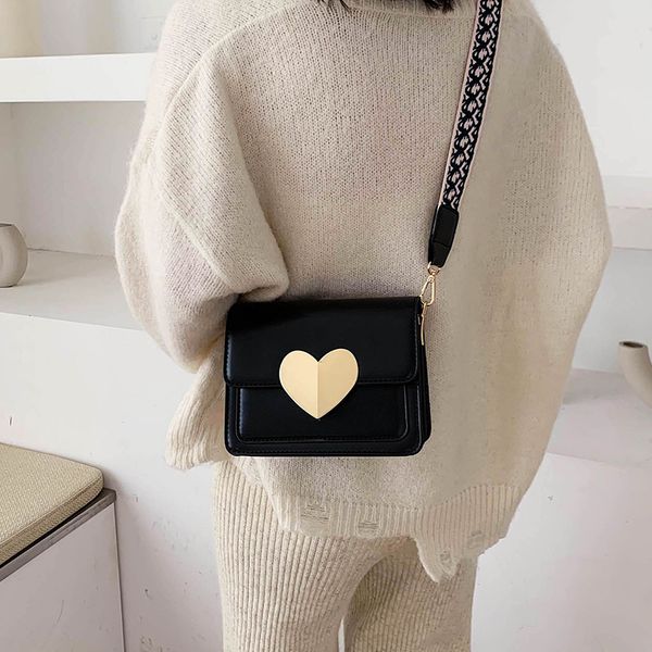 high-end mini bag women's bag fashion retro square sling wide shoulder strap textured shoulder/crossbody
high-end mini bag women's bag fashion retro square sling wide shoulder strap textured shoulder/crossbody