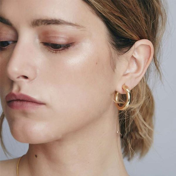 s925 silver personality hoop earrings gold color thick round minimalist statement earrings party wedding jewelry gift for women, Golden;silver
s925 silver personality hoop earrings gold color thick round minimalist statement earrings party wedding jewelry gift for women, Golden;silver