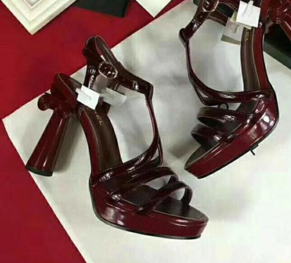 Women high heel andal for female ladie 2019 pring ummer thin high heel cro trap imple women party hoe 34 41 ize
Women high heel andal for female ladie 2019 pring ummer thin high heel cro trap imple women party hoe 34 41 ize