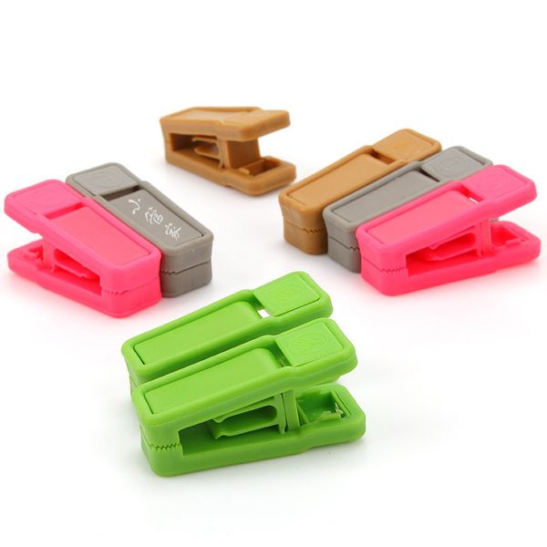 resuable tie clip universal wet and dry clothes hangers easy to use abs plastic clothespin no trace lin4732
resuable tie clip universal wet and dry clothes hangers easy to use abs plastic clothespin no trace lin4732