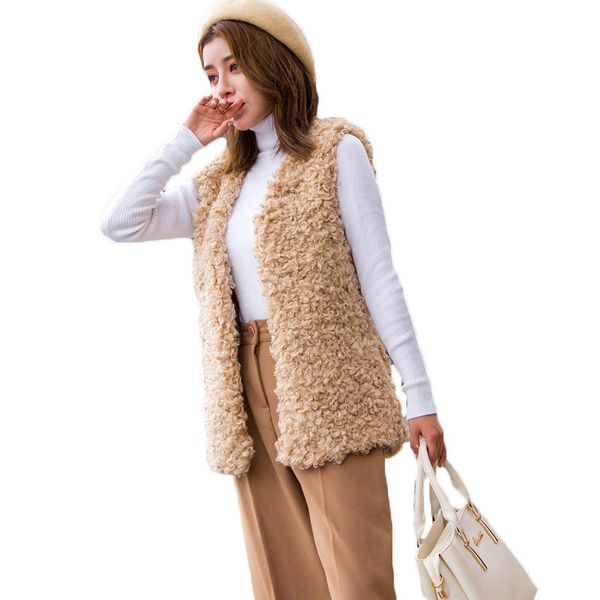 2018 autumn winter new imitation lambswool grass vest coat female solid loose large size short sleeveless faux fur coat lq338, Black
2018 autumn winter new imitation lambswool grass vest coat female solid loose large size short sleeveless faux fur coat lq338, Black