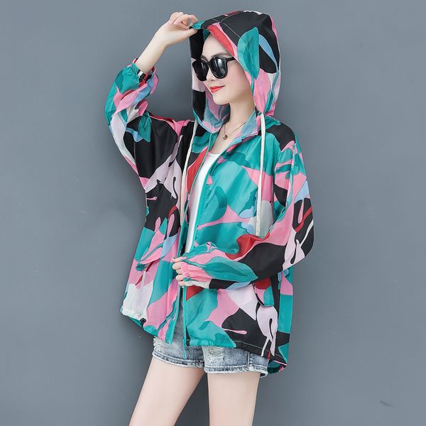 fashion women's trench coat spring summer camouflage thin coat zip hood anti-uv sunscreen breathable casual outerwear 2020, Tan;black
fashion women's trench coat spring summer camouflage thin coat zip hood anti-uv sunscreen breathable casual outerwear 2020, Tan;black