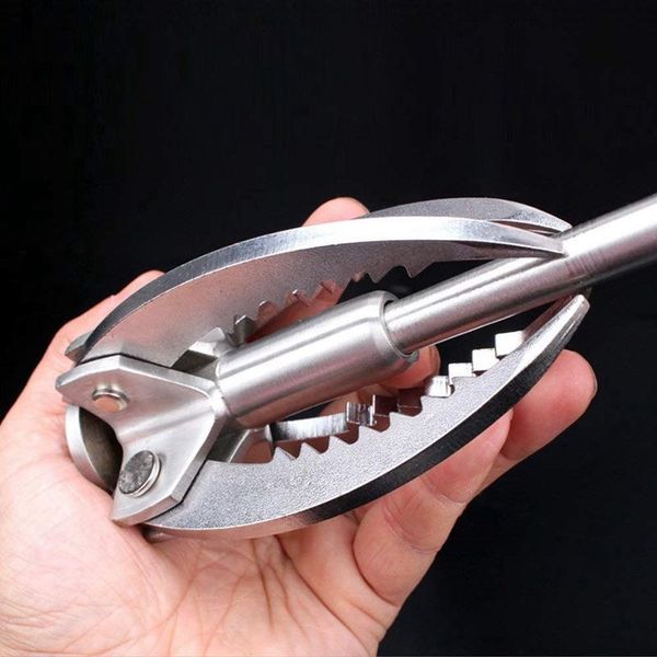 handmade outdoor survival grappling hook carabiner climbing folding 4 claws multifunctional gear,small and survival tool,load 40
handmade outdoor survival grappling hook carabiner climbing folding 4 claws multifunctional gear,small and survival tool,load 40