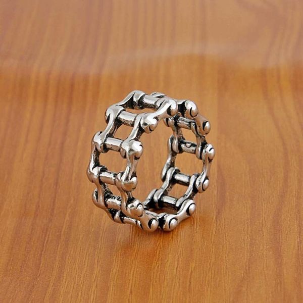 2019 new multifunctional tool creative jewelry ring men's and women's personalized bicycle chain ring ring
2019 new multifunctional tool creative jewelry ring men's and women's personalized bicycle chain ring ring