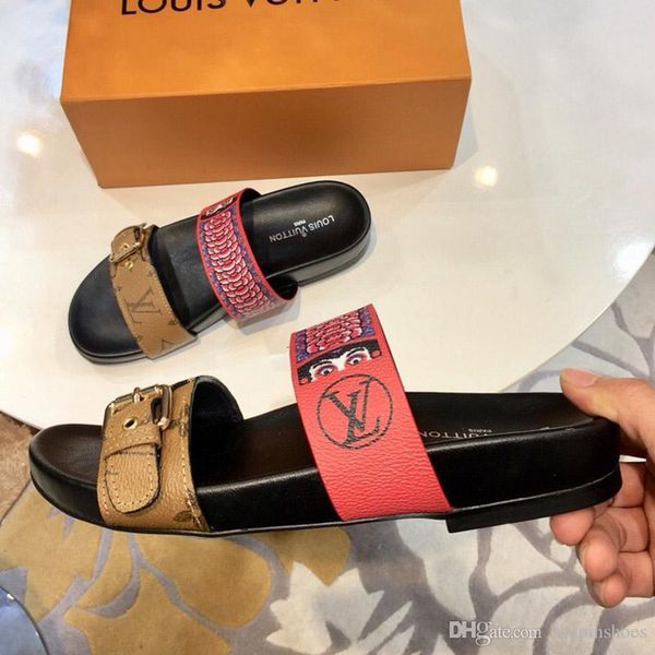 luxury fashion slippers women shoes sandals printed leather designer flip flops non-slip summer classic beach slipper woman ing, Black
luxury fashion slippers women shoes sandals printed leather designer flip flops non-slip summer classic beach slipper woman ing, Black