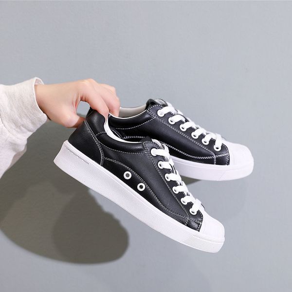 genuine leather skate shoes woman 2020 season classic million years fund shell head small white shoes all-match flat bottom, Black
genuine leather skate shoes woman 2020 season classic million years fund shell head small white shoes all-match flat bottom, Black