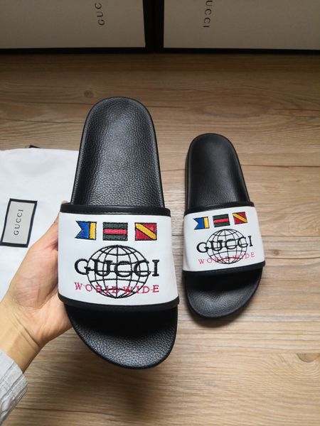 2020 new designer design casual men and women flat sandals. simple, comfortable and stylish, lightweight, Black
2020 new designer design casual men and women flat sandals. simple, comfortable and stylish, lightweight, Black