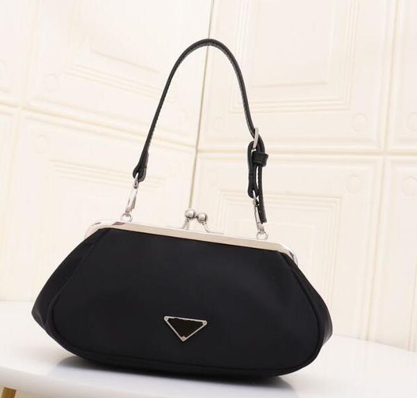 designer nylon gold package bag classic luxury accessories fabric pr mini tote shoulder bag highest quality tote
designer nylon gold package bag classic luxury accessories fabric pr mini tote shoulder bag highest quality tote