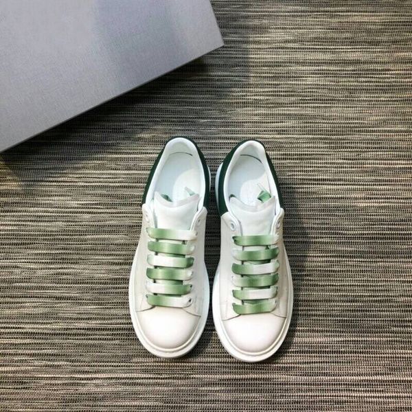 casual shoes classic style man and woman jogging shoes genuine leather comfortable and breathable sneakers 38-44, Black
casual shoes classic style man and woman jogging shoes genuine leather comfortable and breathable sneakers 38-44, Black