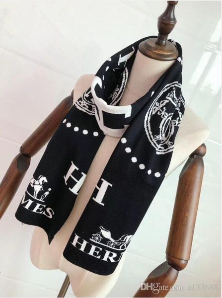 luxury scarf for autumn/winter 2020 100% cashmere scarf designed for women and men, Blue;gray
luxury scarf for autumn/winter 2020 100% cashmere scarf designed for women and men, Blue;gray