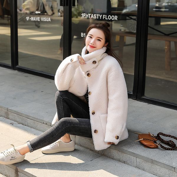 women's fur coat winter 2019 new korean coat loose wild lambskin short overcoat faux fur teddy jacket women winter, Black
women's fur coat winter 2019 new korean coat loose wild lambskin short overcoat faux fur teddy jacket women winter, Black