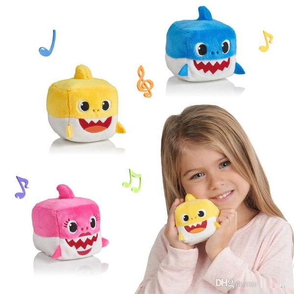 

3 Цвет 7 см (2,76 дюйма) Baby Акула с музыкой Милые животные Плюшевые 2019 Новый Baby Shark Dolls куб Поющая английская песня для детей Девушка c0016