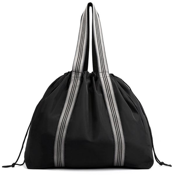 multifunctional drawstring tote bag large capacity fitness bag shoulder travel ms. nylon cloth black
multifunctional drawstring tote bag large capacity fitness bag shoulder travel ms. nylon cloth black