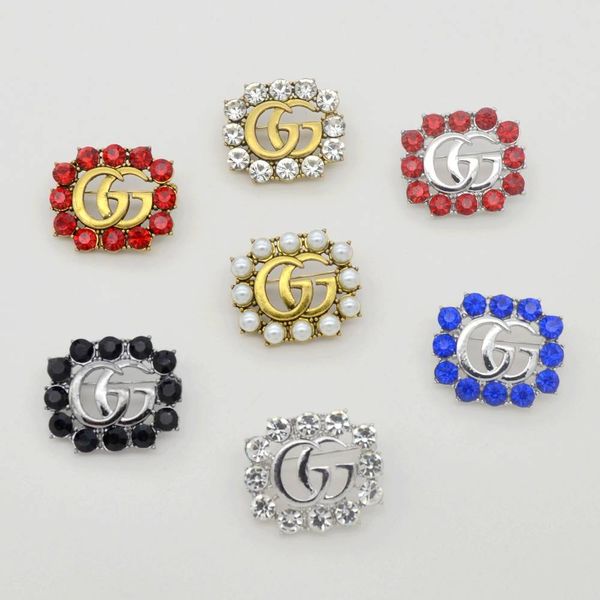 new brand designer brooches famous luxury pearl brooch women diamond brooch pins fashion women jewelry costume decoration, Gray
new brand designer brooches famous luxury pearl brooch women diamond brooch pins fashion women jewelry costume decoration, Gray